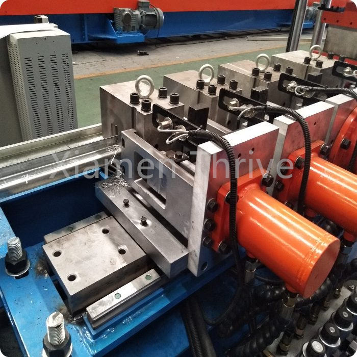 Quick Install Foldable Packing Container House Roll Forming Machine